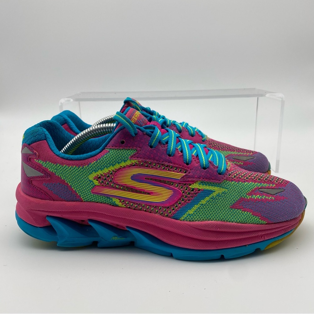 Skechers Women's Pink & Green Athletic Running Shoe